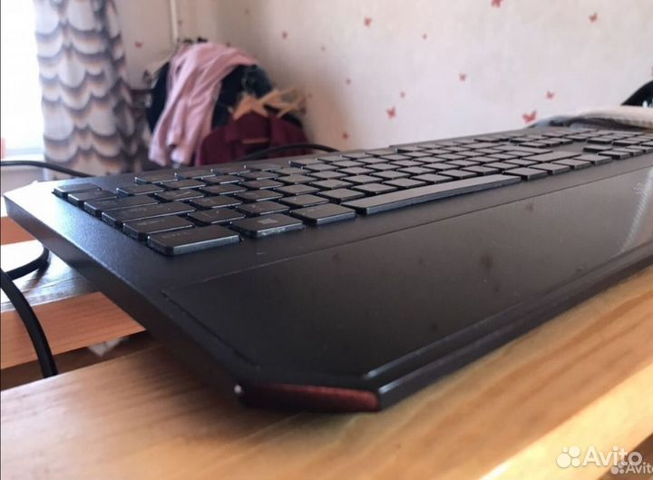 Игровая клавиатура razer