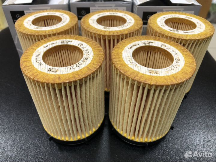 Фильтр масляный Mercedes A2701800109