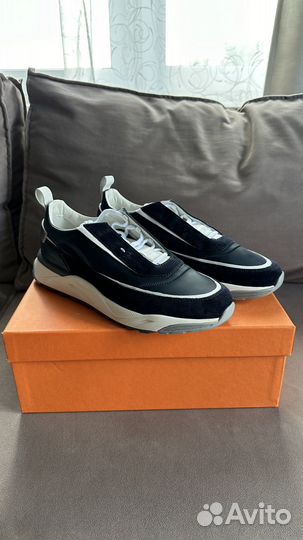 Кроссовки Santoni