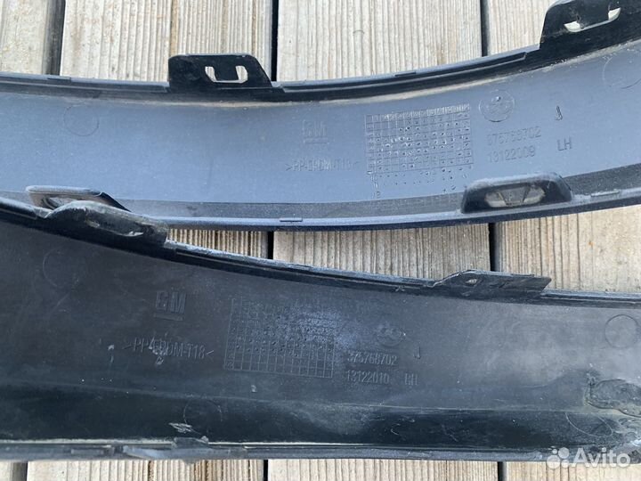 Молдинг заглушка бампер Opel Astra H