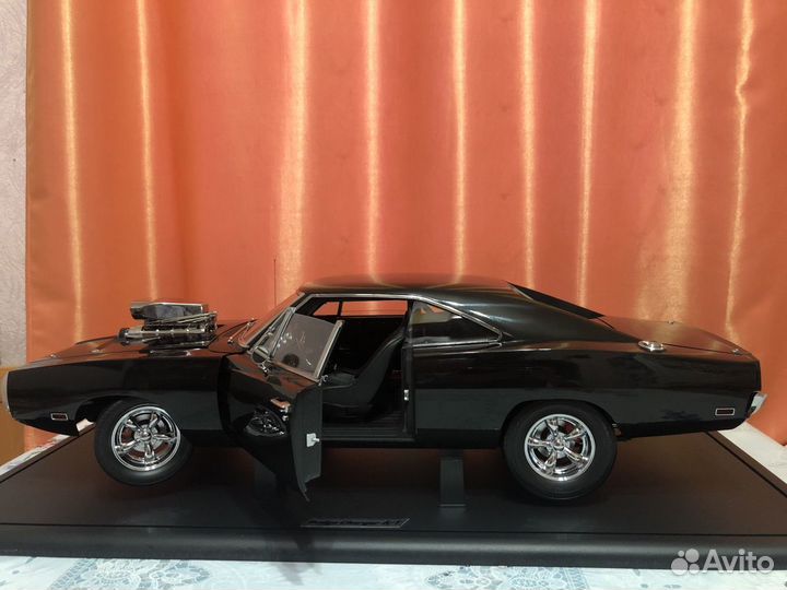 Dodge charger R/T 1:8
