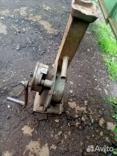 Домкрат железнодорожный СССР