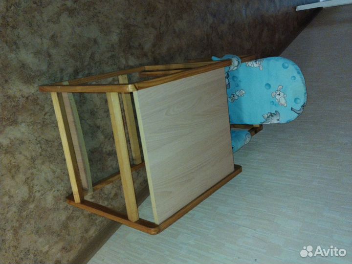 Детский столик и стульчик