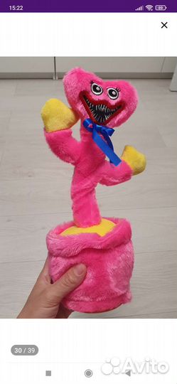 Поющая танцующая киси миси