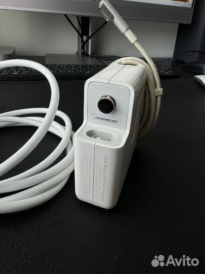 Apple адаптер для зарядки MagSafe 1 85w