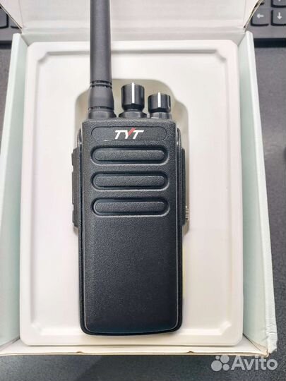 2 шт TYT MD-680 DMR VHF рация