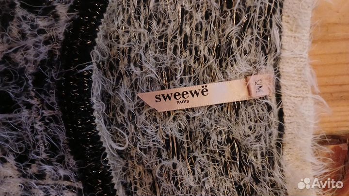 Свитер женский sweewe