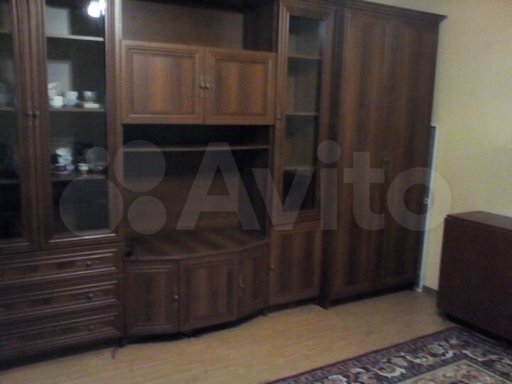 2-к. квартира, 65 м², 2/10 эт.