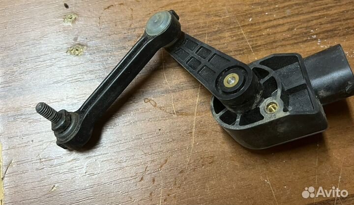 Датчик дорожного просвета задний Audi Q7 4L