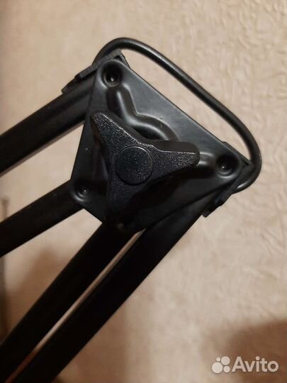 Лампа настольная