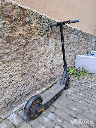 Электросамокат ninebot max g30p