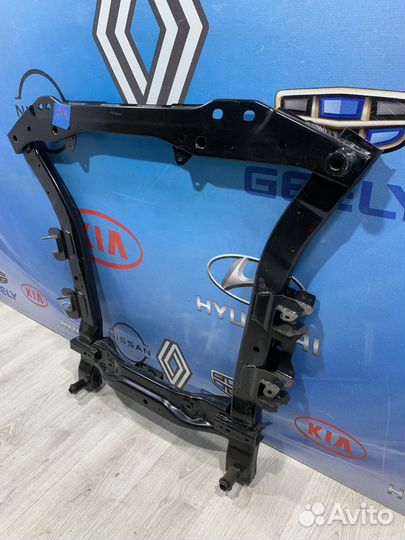 Подрамник Балка подмоторная Renault duster