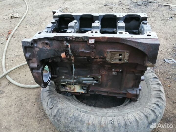 Блок двигателя caterpillar 3054 / C4.4 оригинал