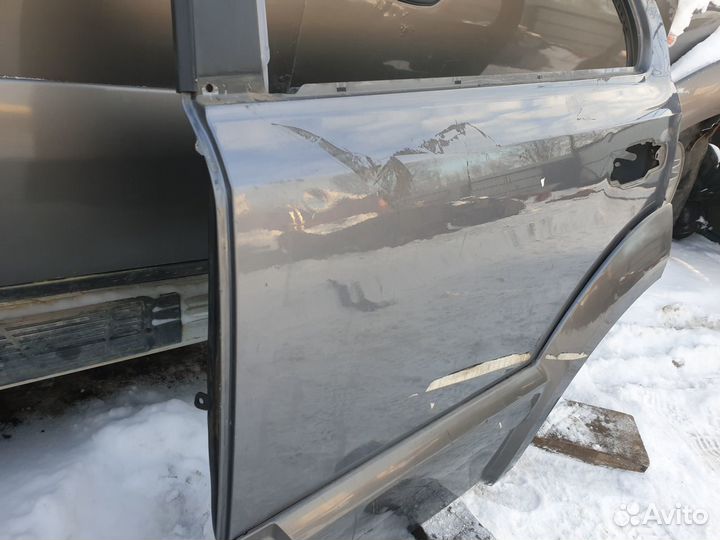 Дверь задняя левая Kia Sorento 1 Соренто