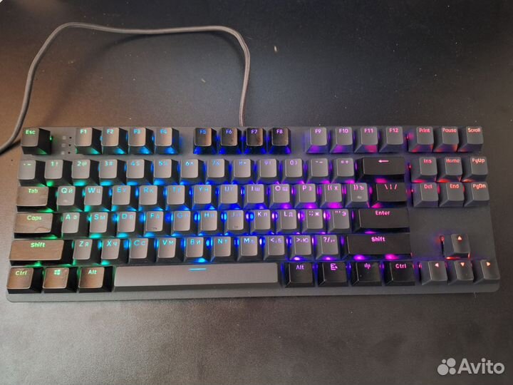 Игровая клавиатура red square keyrox tkl equinox