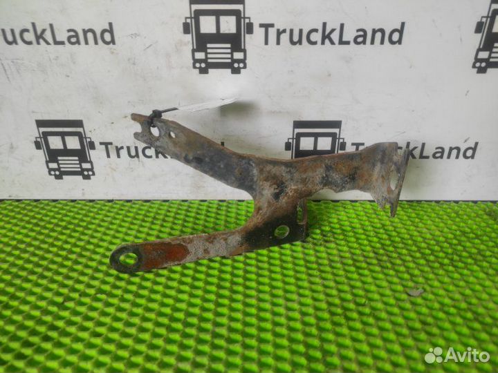 Кронштейн трубок отопителя Man Tgx