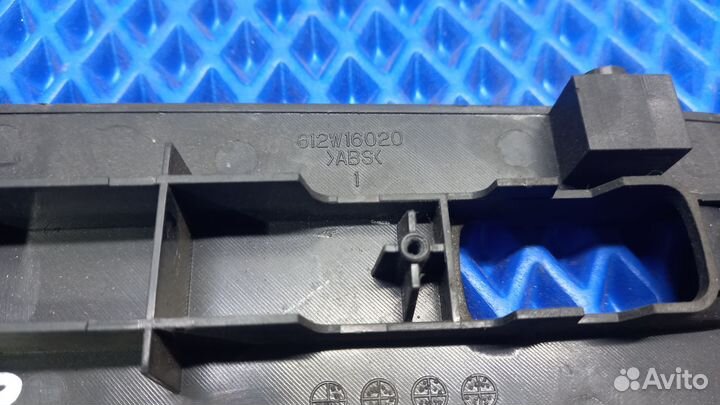 Ручка передней правой двери Hyundai Sonata 4 (EF)