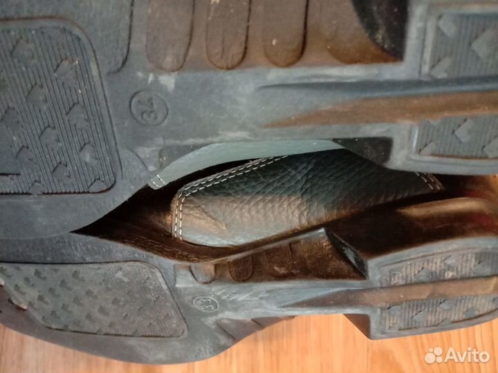 Лыжные ботинки размер 34