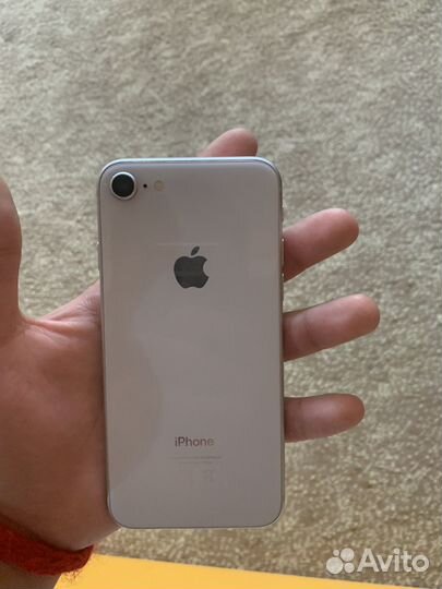 iPhone 8, 64 ГБ