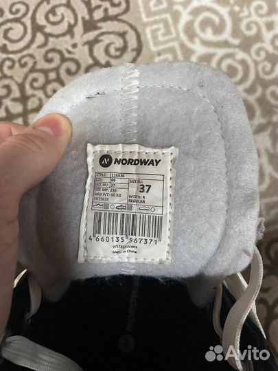 Продаю коньки