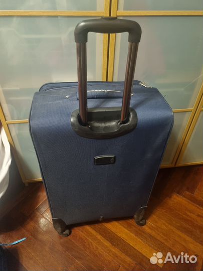 Чемодан на колесах большой
