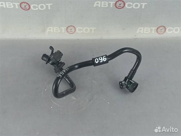 Вакуумная магистраль с обратным клапаном VW Tigua