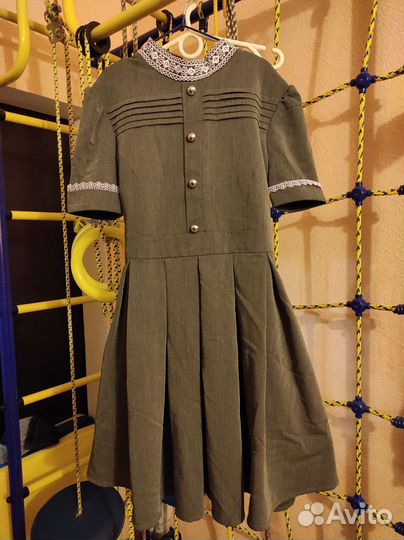 Школьная форма для девочки серая