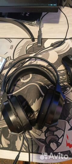 Игровые наушники