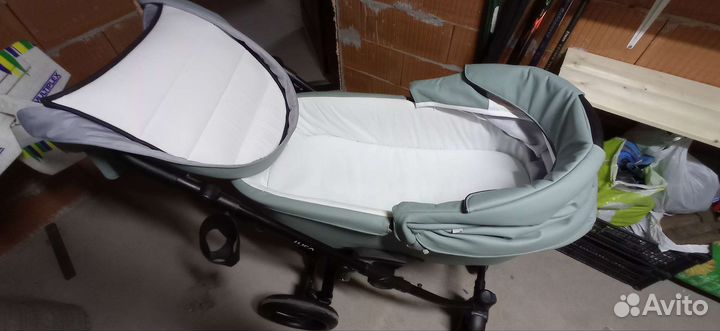 Коляска 2 в 1 эко кожа