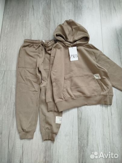 Костюм спортивный Zara оригинал 7 лет 122/128