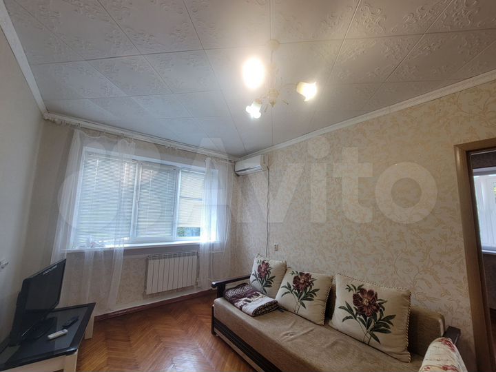 2-к. квартира, 40 м², 3/5 эт.