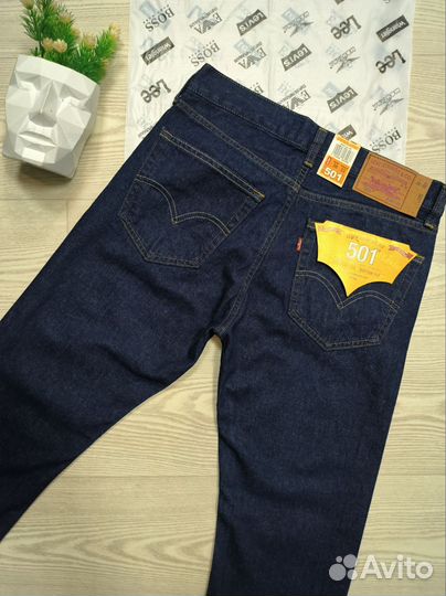 Джинсы Levi's 501 на болтах