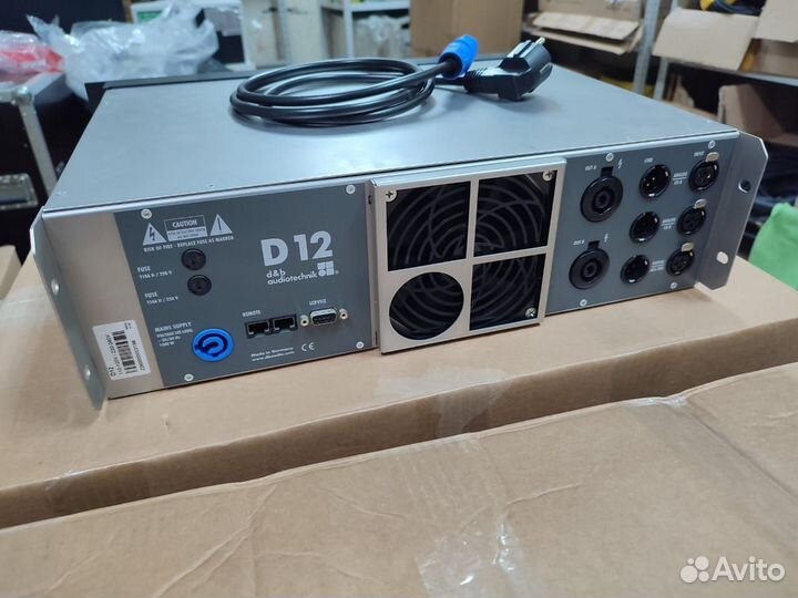 Усилитель D&B D12