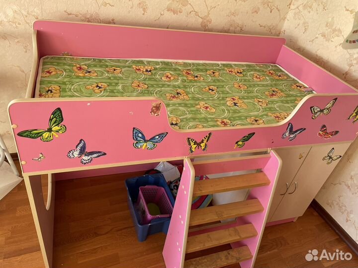 Детская кровать с матрасом