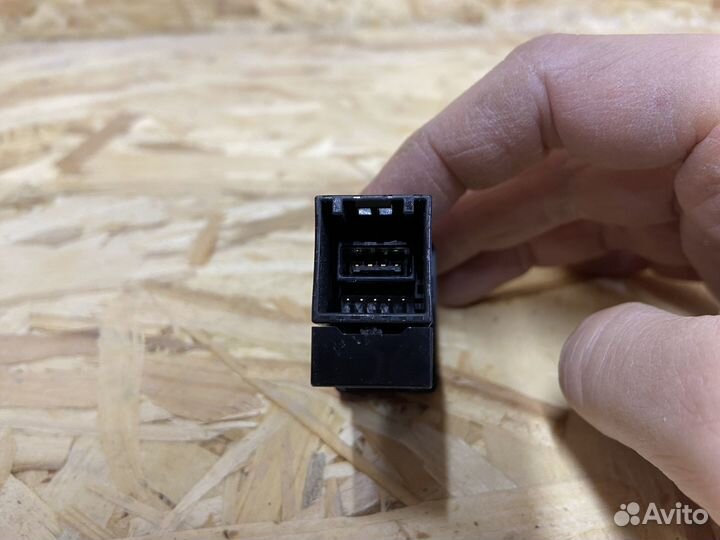 Разъем USB AUX Toyota Camry 50