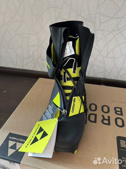 Лыжные ботинки fischer carbonlite
