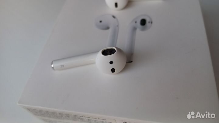 Airpods 2 наушники с проводным кейсом оригинал
