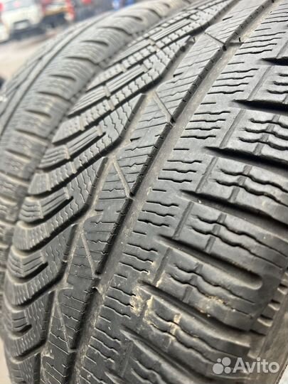 Michelin Pilot Alpin 4 215/45 R18