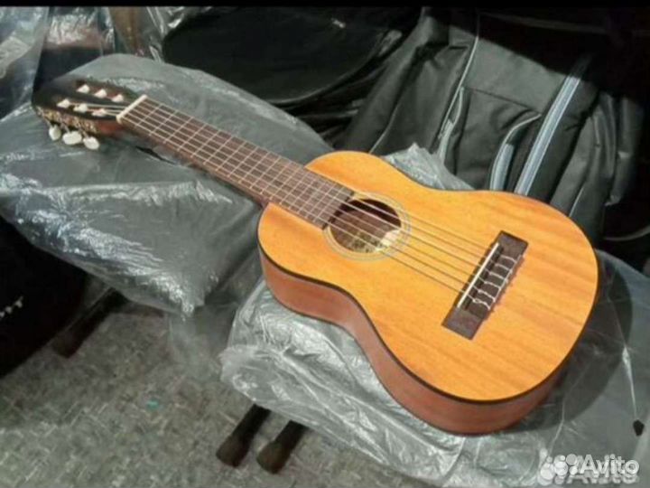 Гиталеле Emio Индонезия с Чехлом