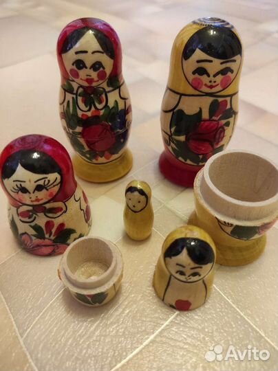Матрёшки брелки и магниты