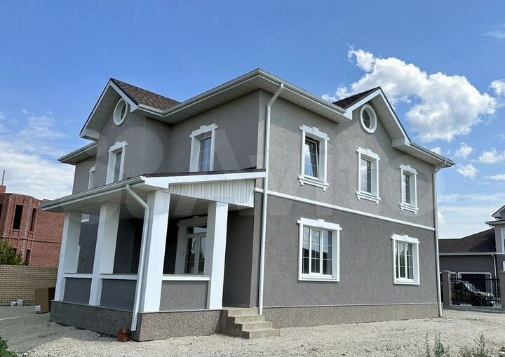 Коттедж 280 м² на участке 12 сот.