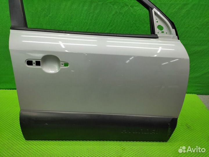 Дверь пер право под накладку Hyundai Tucson 04-09