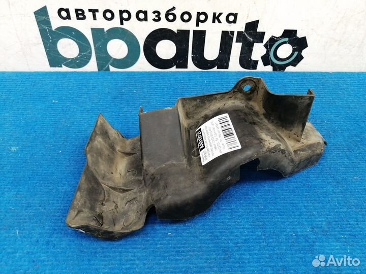 Направляющая воздушного потока дефлектор радиатора