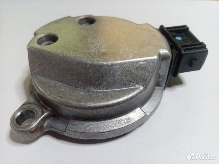 Датчик положения распредвала Audi A4 B6 ALT 2.0L