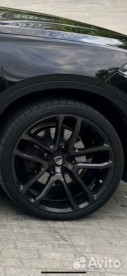 Continental SportContact 6 SUV 295/30 R22 и 335/25 R22