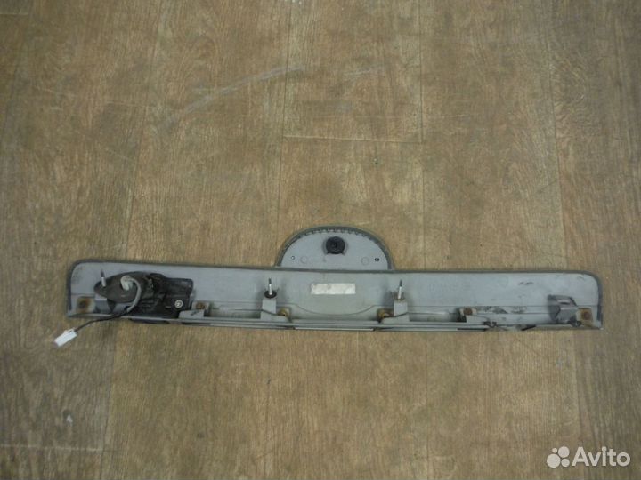 Накладка крышки багажника Mazda CX7 2009