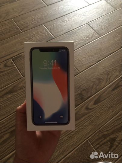iPhone X, 256 ГБ