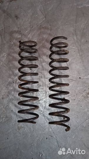 Пружина подвески Mitsubishi Space Star 2001