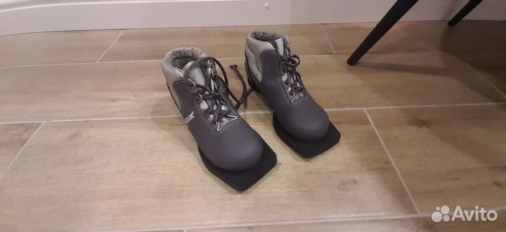 Лыжные ботинки 31