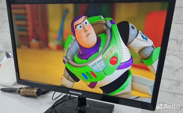 Телевизор LED Samsung T22C350EX 21.5